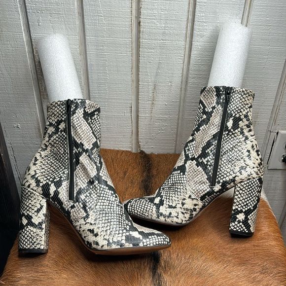 Aldo snake print black and white size 10 - Picture 6 of 10